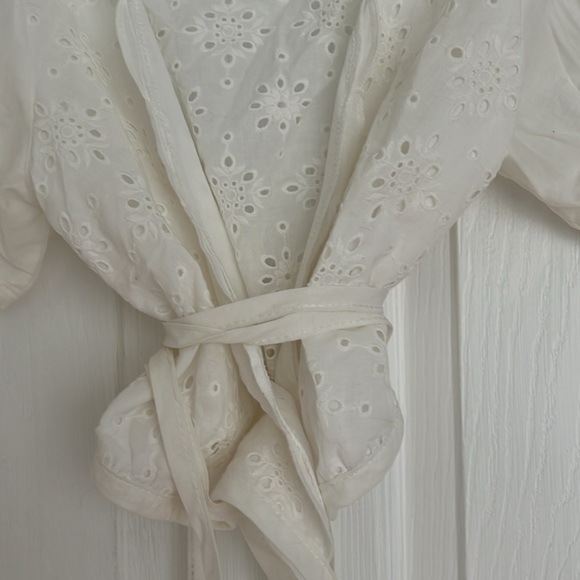 Eyelet mini wrap cotton shirt - Picture 3 of 5